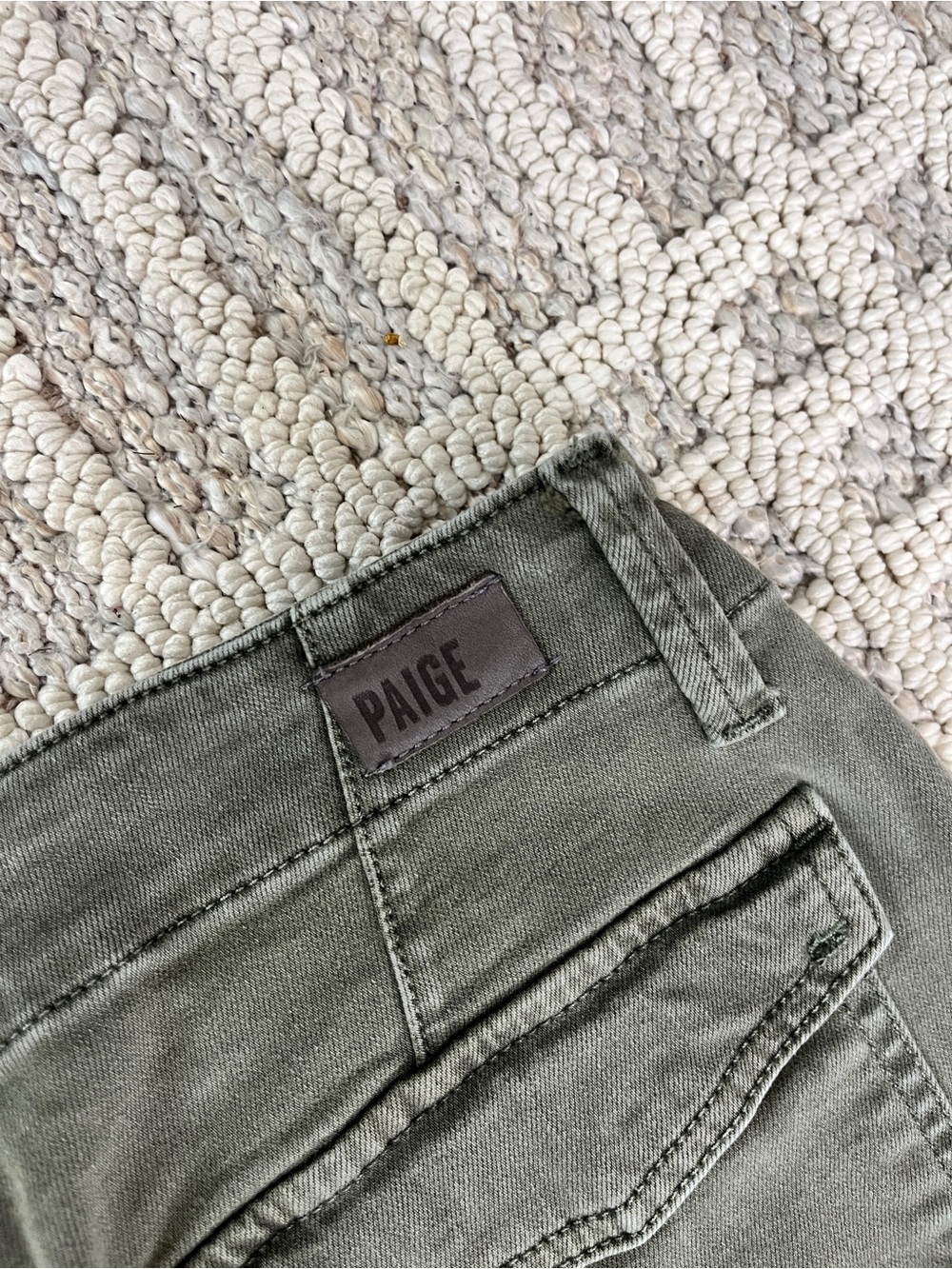 PAIGE green Pants in size 24 - Picture 7 of 7